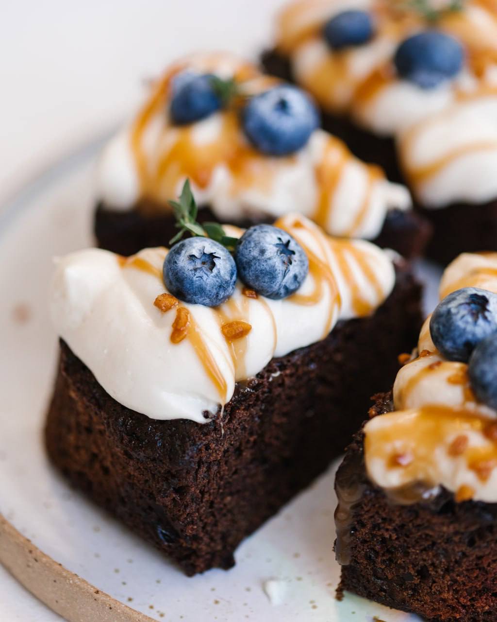 Шоколадно-банановый кекс со сливочным кремом Шоколадно-банановый кекс со сливочным кремом