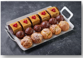 Коробка под канапе черная/белая с окном, с подносом 280*180*95 мм, арт. 040002